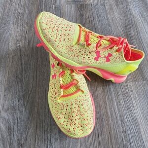 Under Armour Women's Speedfoam Neon Yellow Running Shoes Size 8.5